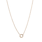 Bellina ketting met subtiele cirkelhanger, handgemaakt in Italië, tijdloos en elegant.