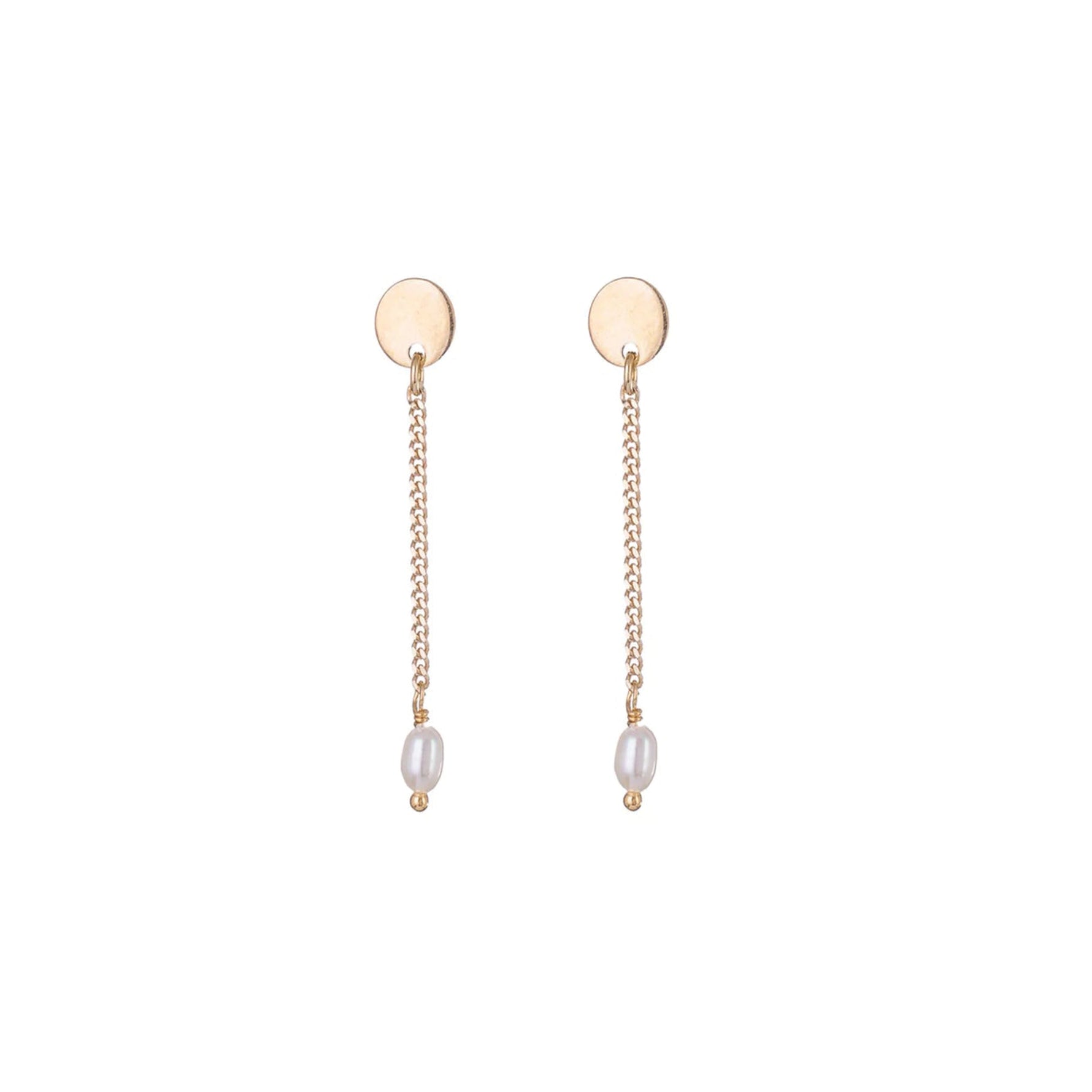 Solene oorbellen van 925 sterling zilver met 24K gold plating, handgemaakt in Italië, subtiel design met ovale mini-parel, elegant en tijdloos.
