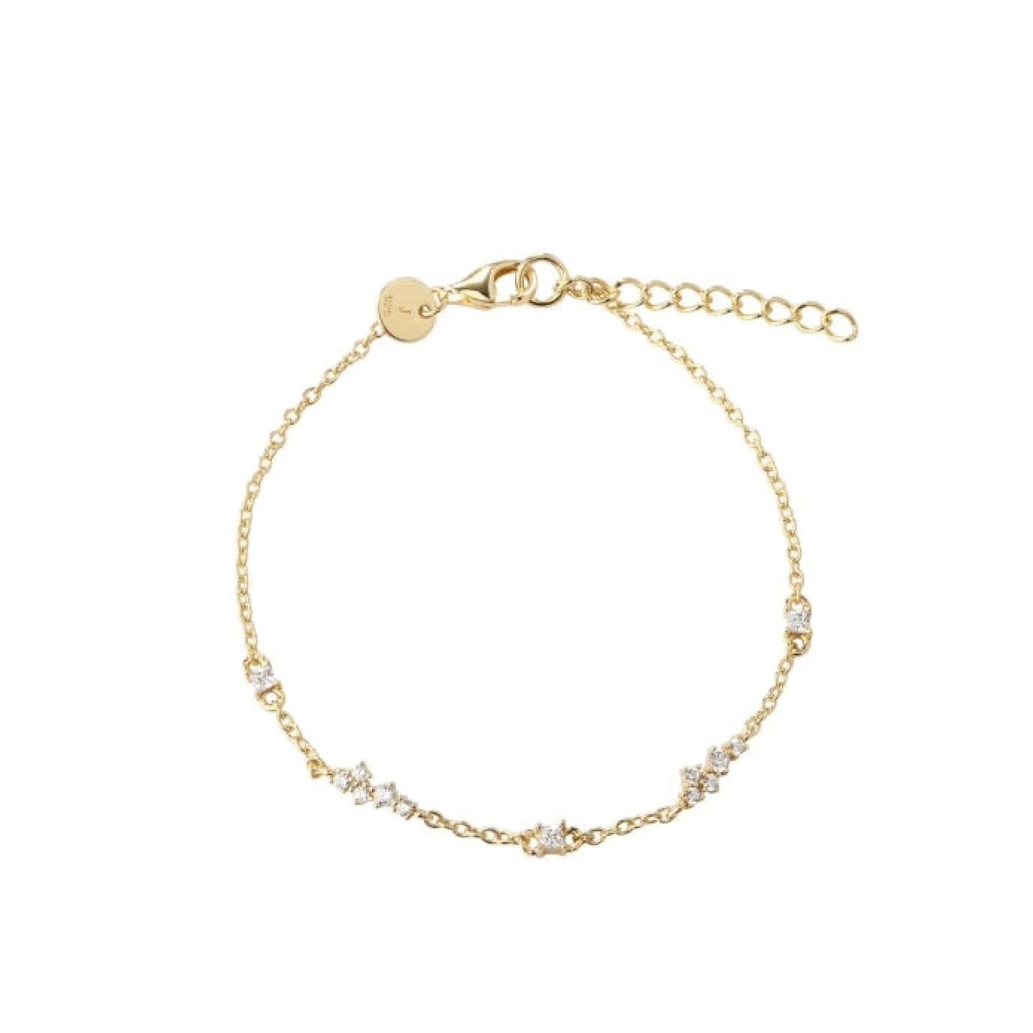 Aura armband met 18K gold plating, handgemaakt uit Denemarken. Subtiel en verfijnd ontwerp, ideaal om solo te dragen of te combineren met andere armbanden.