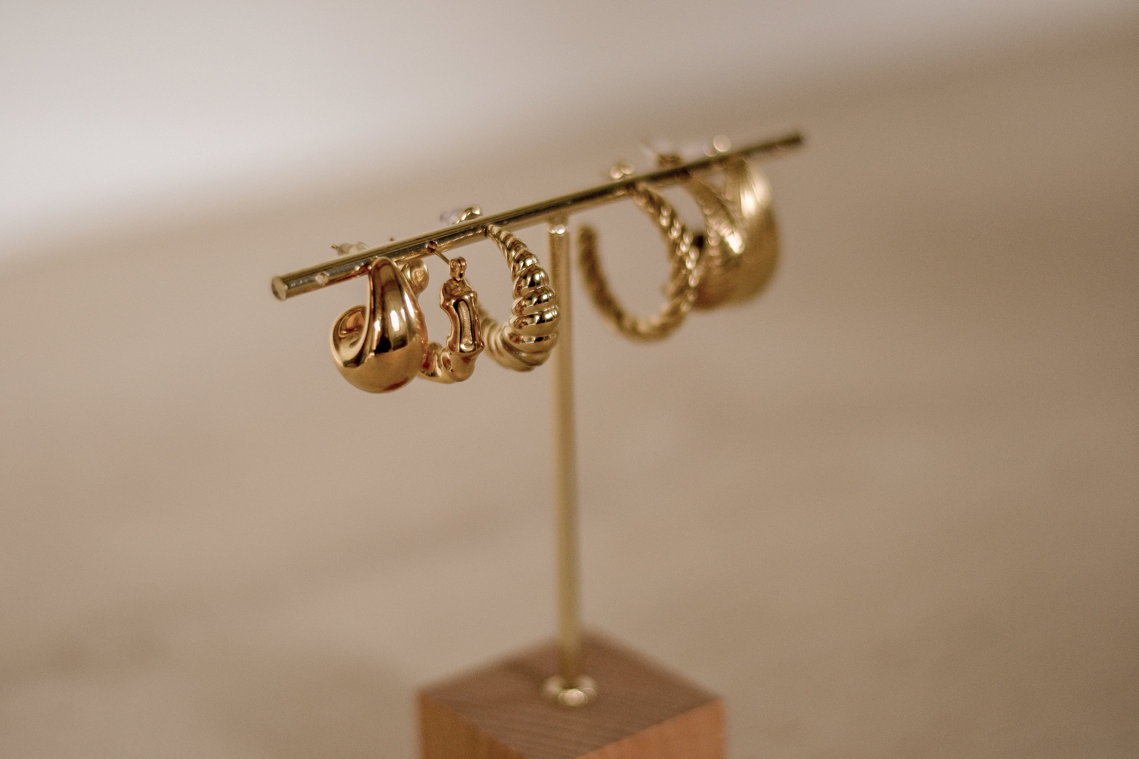 Bella Marit hoops
