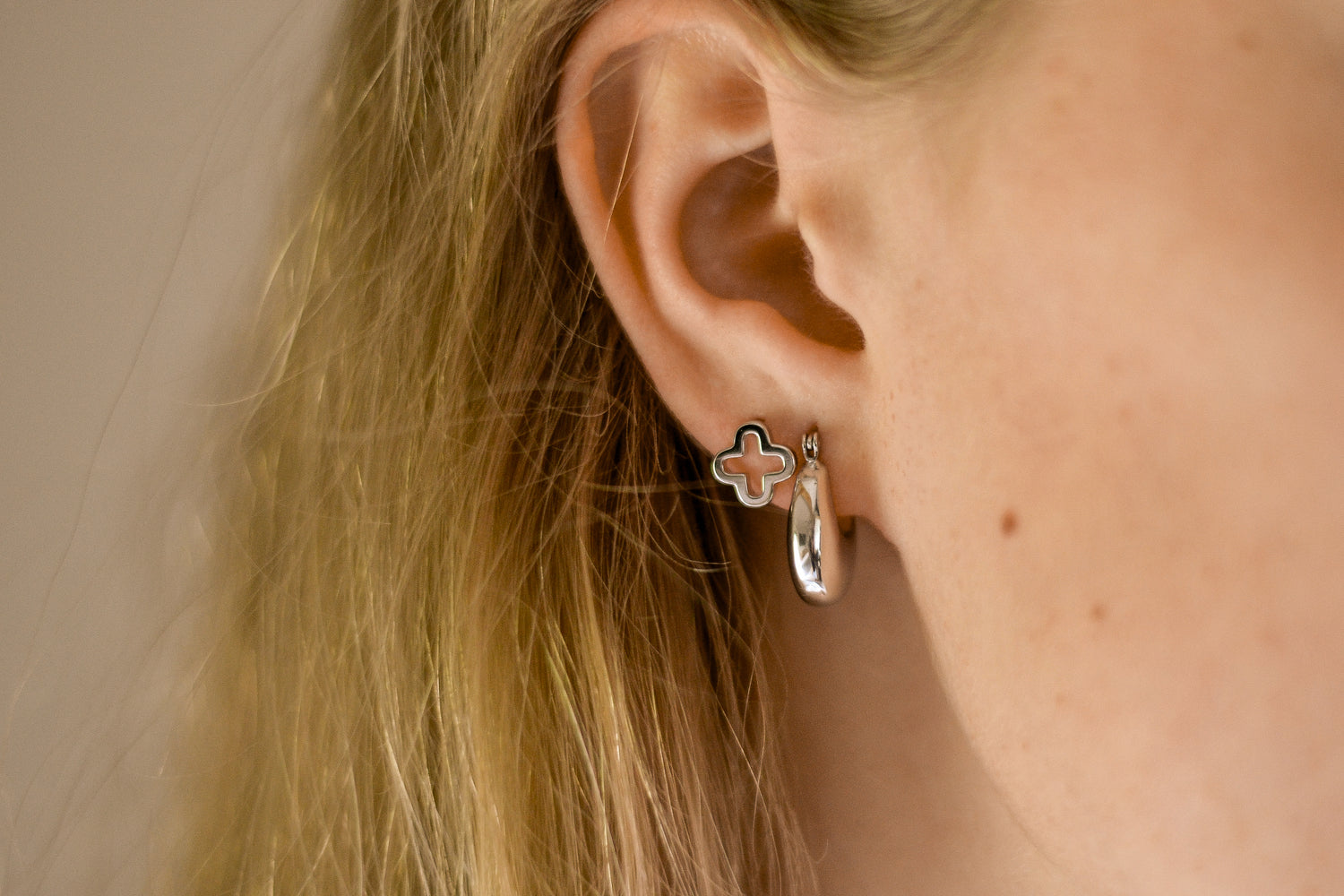 Solea hoops van verguld 925 sterling zilver.