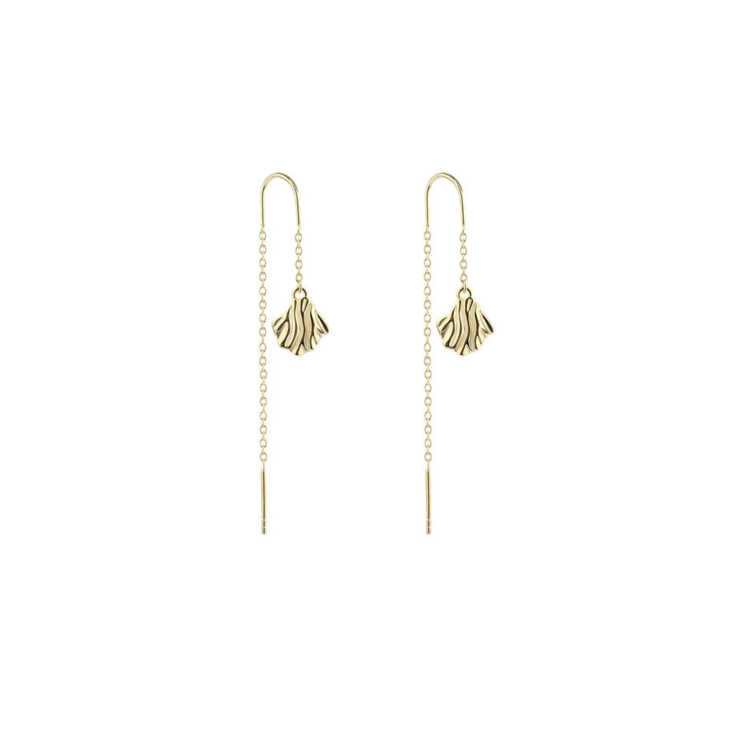 Ellea oorbellen met 18K gold plating en verfijnde ketting. Handgemaakt in Denemarken, tijdloos & stijlvol design.