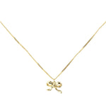 Loopette ketting handgemaakt in Denemarken van 18k gold plating met gebogen design. Elegant, subtiel en ideaal voor minimalistische of gelaagde looks.