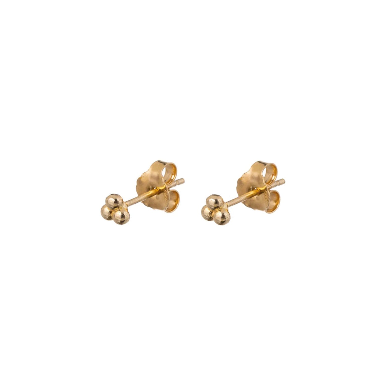Minimalistische Niva oorstuds met drie bolletjes.